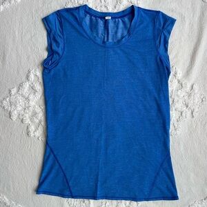 Lululemon Short Sleeve Shirt Blue Size 4